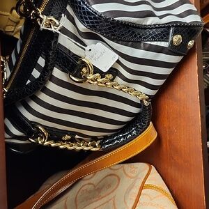 Henri Bendel satchel